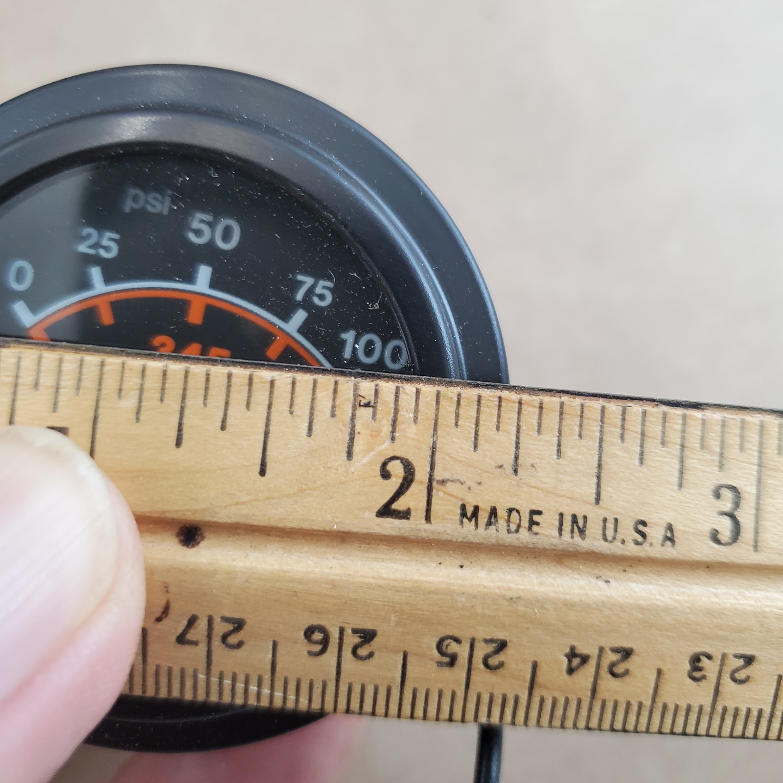 Vintage Military Oil Pressure Gauge 0-100 PSI / 0-690 kPa NOS 1991 P/N 748600181