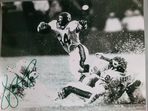 Walter Payton Chicago Bears Legend Signed 8x10 B&W Photo