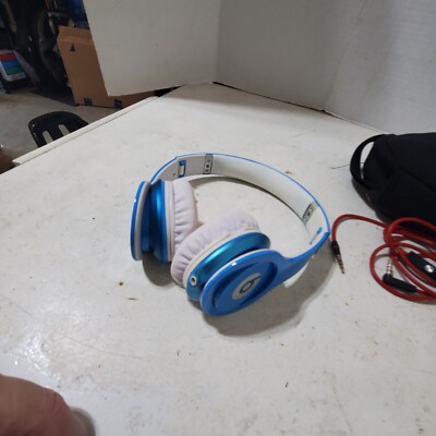 ヘッドホン beats by dr.dre solo HD Blue Beats by Dr. Dre Solo HD Wired On Ear Headphones Light Blue
