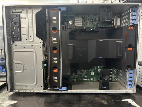 Dell PowerEdge T640 Server Xeon Gold 5218 2.30GHz 32GB RAM No HDDs PERC H330 - Bild 6 von 6