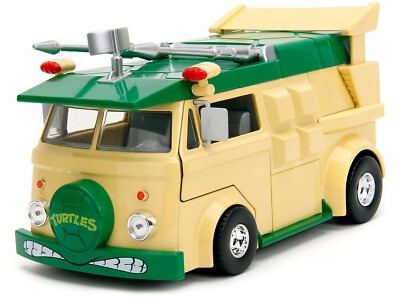 PARTY WAGON & DONATELLO FIGURE 