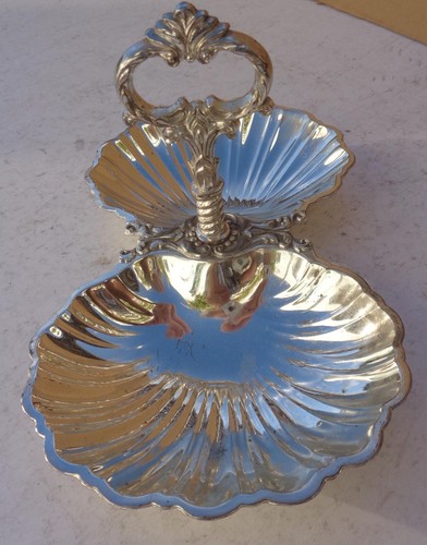 Candy Nut Dish Center Handled Dual Shell Japan Silverplate - Picture 6 of 6