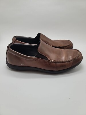 Cole Haan Men display picture 1