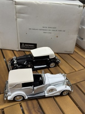 ANSON 1 32 Scale 1933 Cadillac Fleetwood Diecast Model Classic Car Black W/box