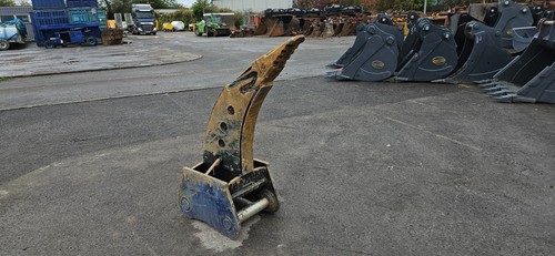 Ripper Tooth w/ 80mm Pins - Used - Price £1750.00 + VAT @ 20% - C519 - Picture 6 of 8