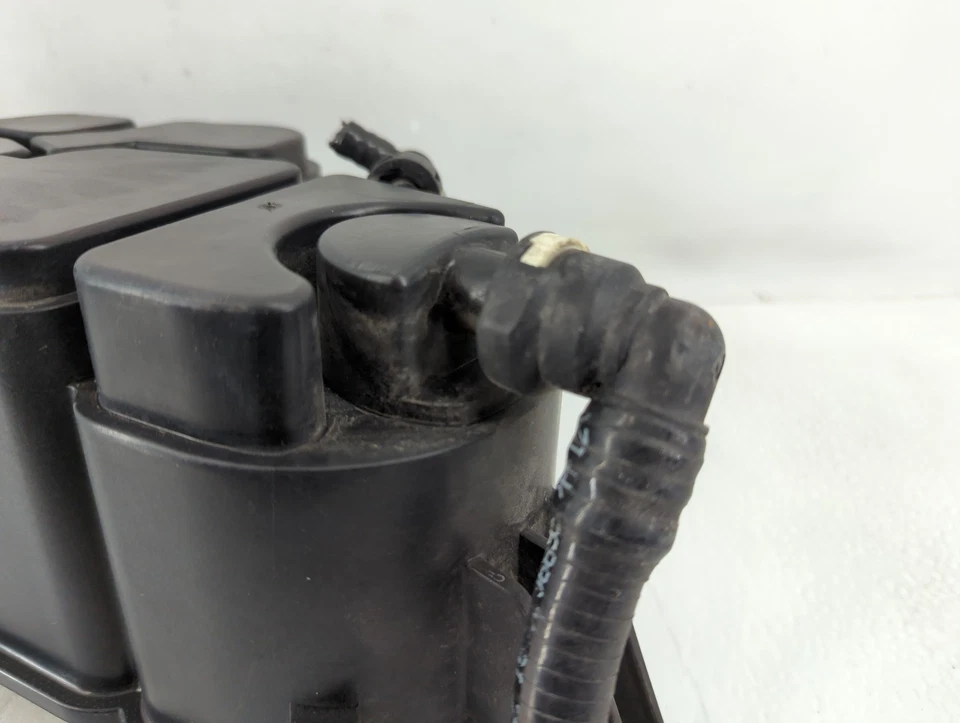 Audi A6 2013 bote de carbón de vapor de combustible Z28J3 Foto 4 de 4