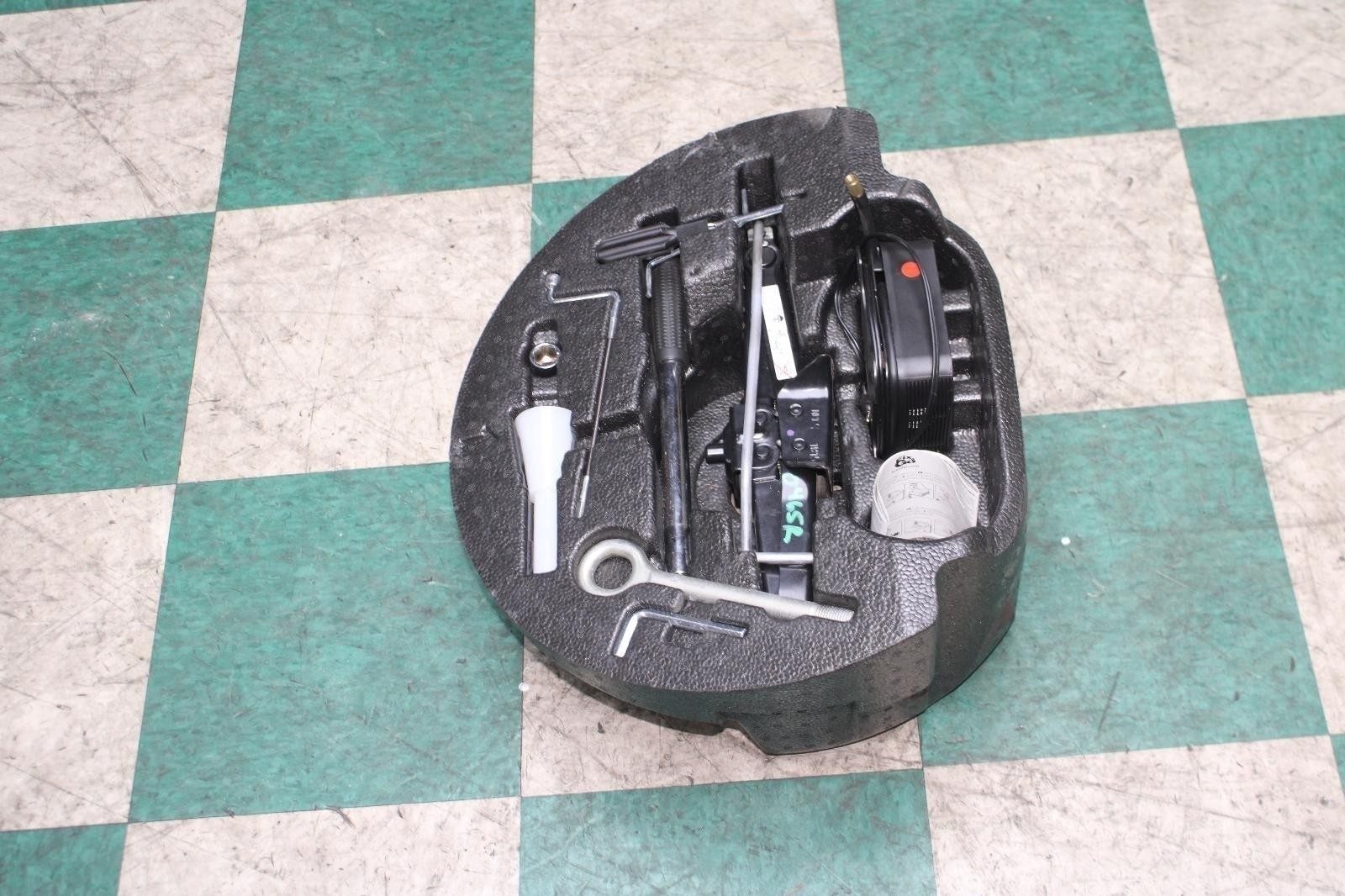 Maserati Quattroporte 2014-2024 Tool kits Set