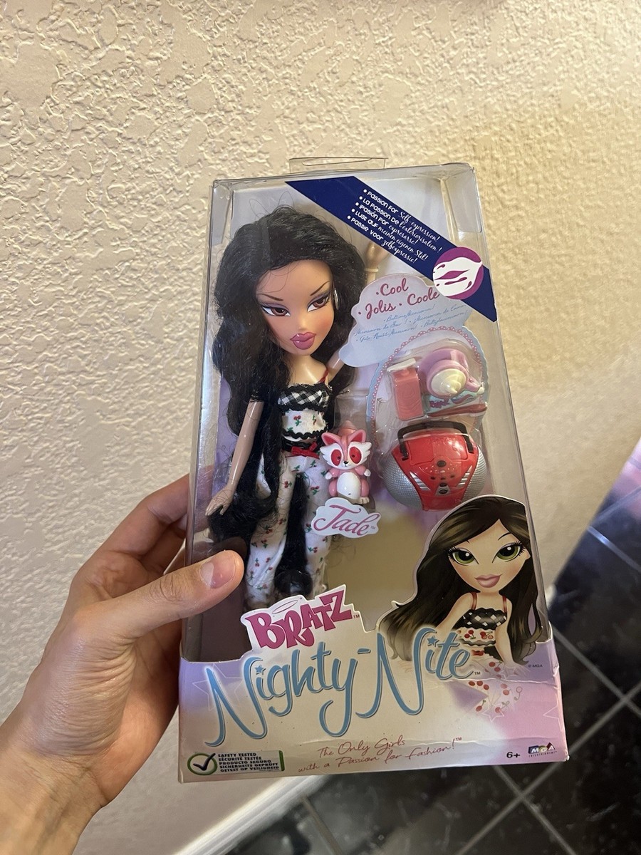 YXNG BRATZニット yxng bratz Bratz x Kylie Jenner Collection: 24-Inch Fashion Doll with