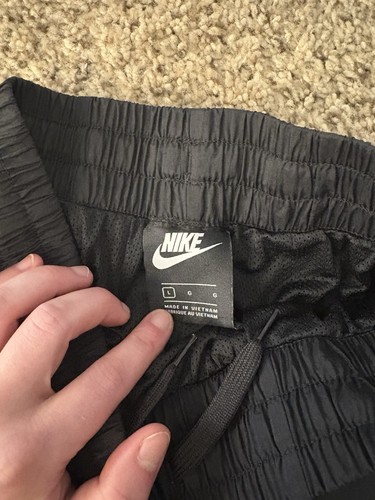 Nike Black and Purple Windbreaker Jogger Pants Size youth large - Picture 4 of 4