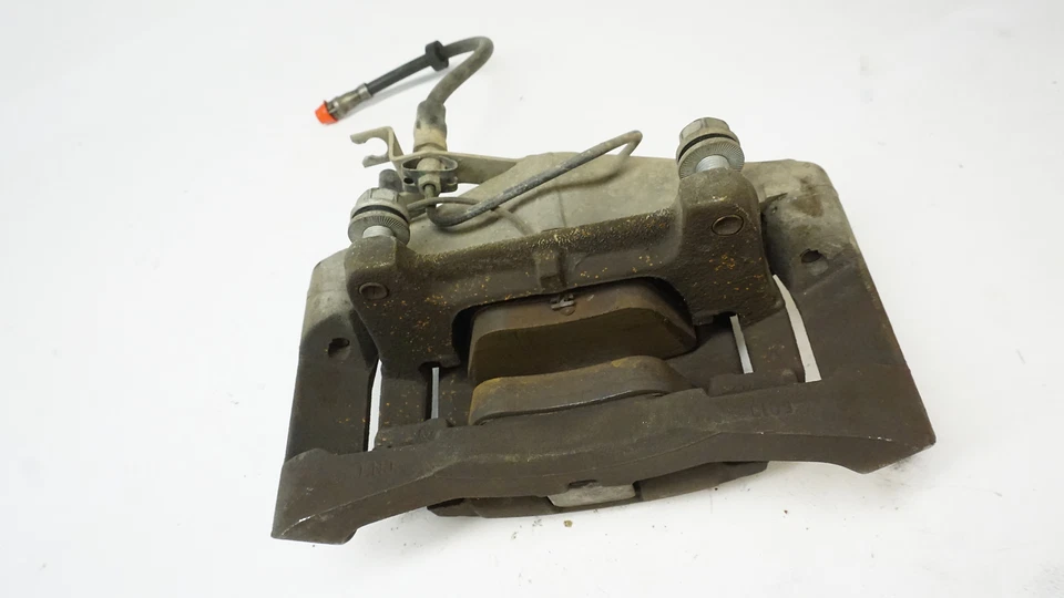 AUDI A4 QUATTRO 2006-2008 - Pinza de freno delantera pasajero 4F0615124 Foto 2 de 2