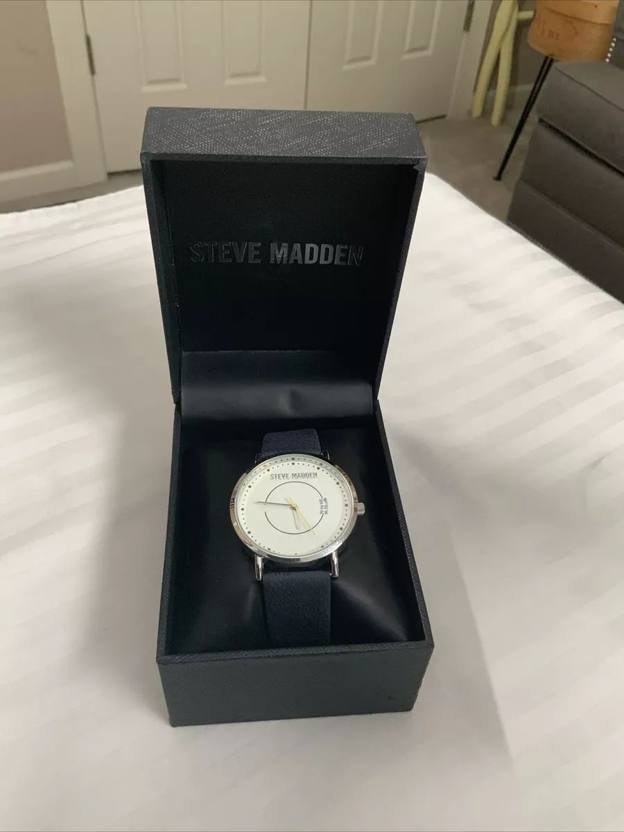 Steve madden top wrist watch