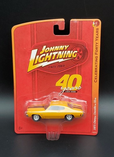 Johnny Lightning Forty 40 Years 1971 Chevy Chevelle SS 1/64 Release 5 YELLOW