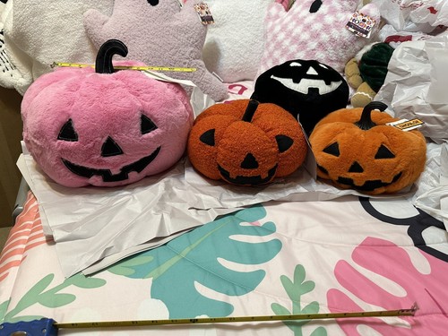 NWT Cupcakes & Cashmere Halloween 2024 Hot Pink Jack O’ Lantern Pumpkin 12h 14w - Picture 8 of 10