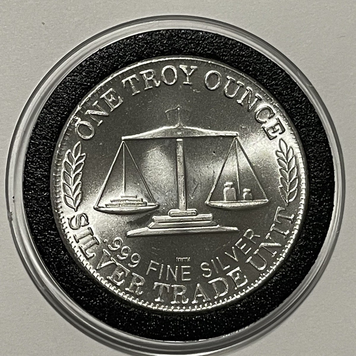 1989 Pacific Northwest Aerial View Coin 1 Troy Oz .999 Fine 1989 Pacific Northwest Aerial View Coin 1 Troy Oz .999 Fine