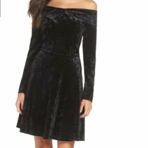 chelsea28 black dress