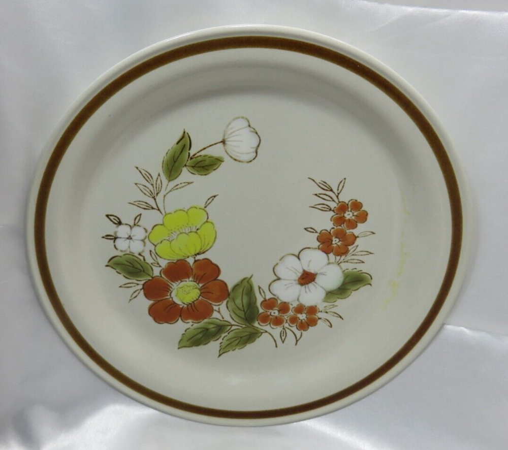 Mountain Wood Collection - Trellis Blossom Chop Plate - Serving Platter 12-3/8
