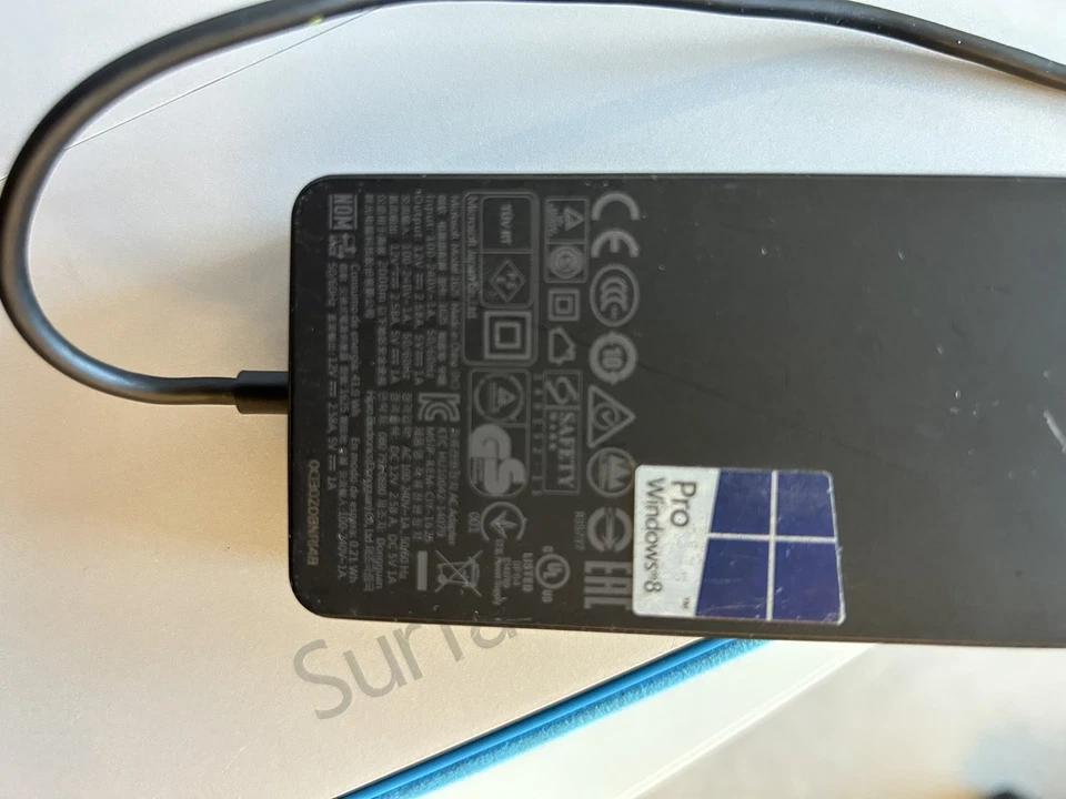 Microsoft Surface Pro 3 128GB, WLAN, 12 Zoll - Silber - Bild 4 von 4