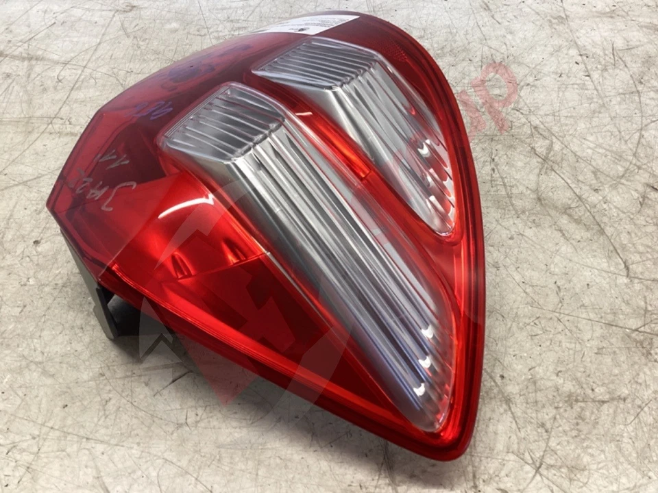 HONDA JAZZ I-VTEC 2009-2014 ES REAR TAIL LIGHT LEFT PASSENGERS N/S SIDE - Image 3 of 4