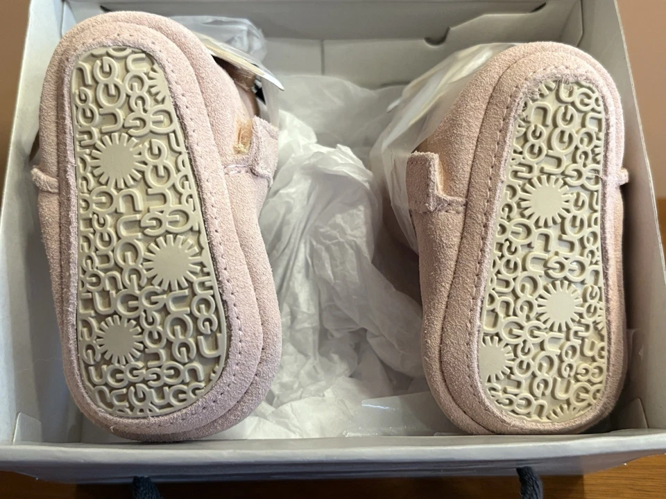 NIB - UGG Jesse Bow Baby Pink Infants Boots Size 0/1 (0-6 months) - Image 4 of 4