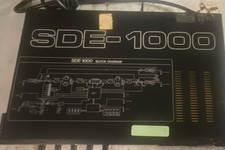 Roland SDE-1000 Digital Delay/Modulation Processor 1U Rack Black Tap Tempo