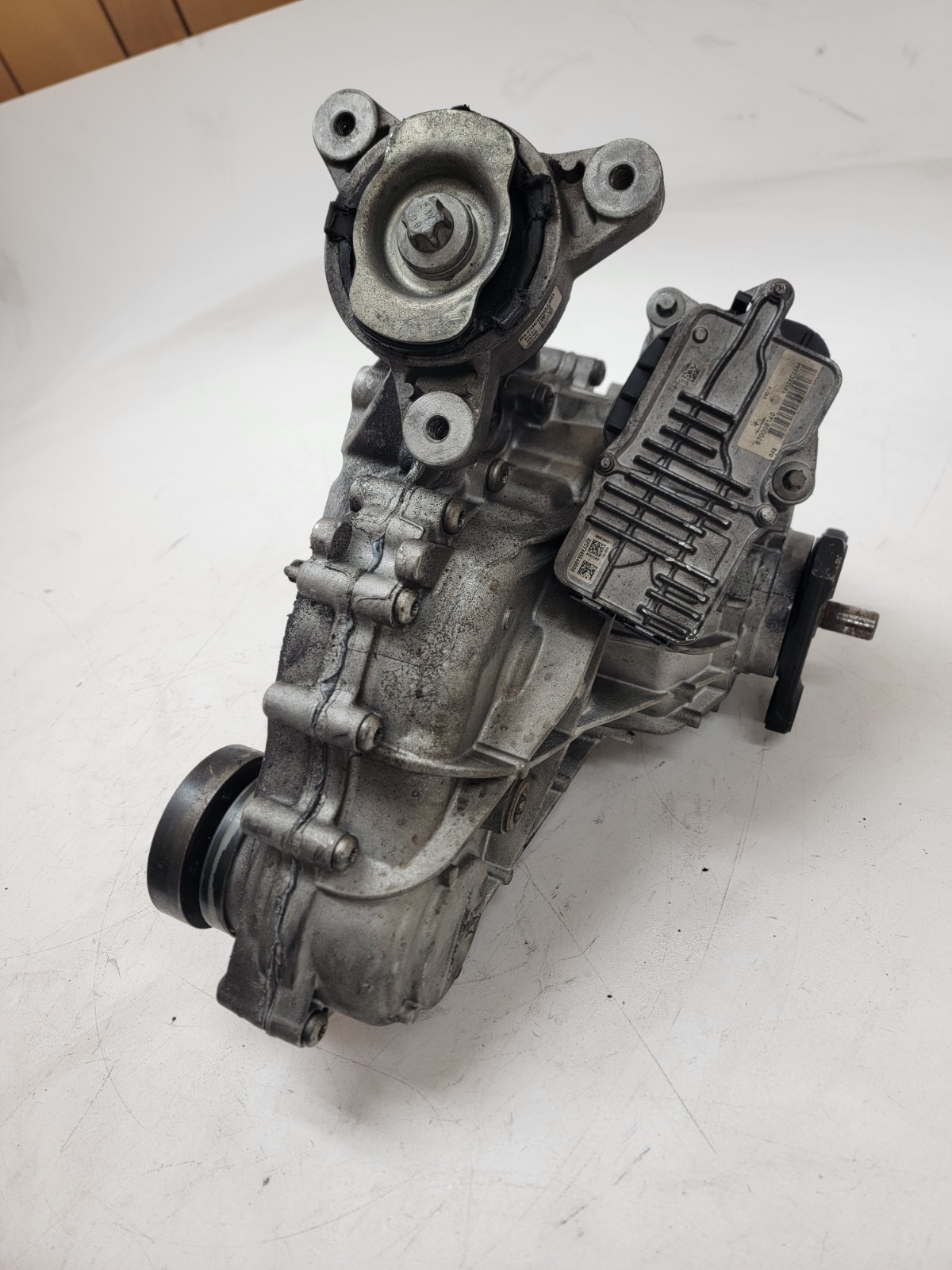 2014-2017 MASERATI GHIBLI M157 SQ4 AWD TRANSMISSION TRANSFER CASE BOX W/ MOTOR