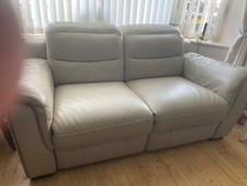 Grey Leather Sofa 2-Seater (Recliner) REDUCED last chance to grab a bargain!
