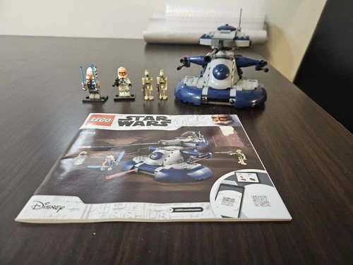LEGO Star Wars: Armored Assault Tank (AAT) (75283) with Minifigures included