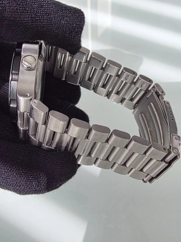 Victorinox Men's Stainless Steel Silver Watch 241339 - Image 2 of 4