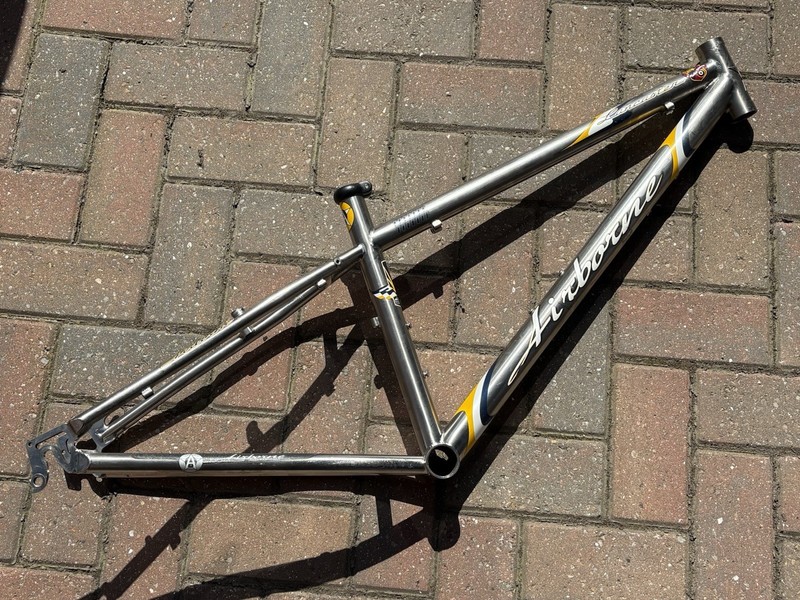 Airborne Lancaster Extra small titanium frame 11/14" 26er
