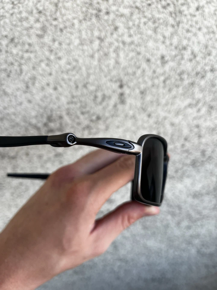 Oakley Badman Polarized Black/Grey Outdoor Sunglasses OO6020-03 X Metal Dark - Image 4 of 4