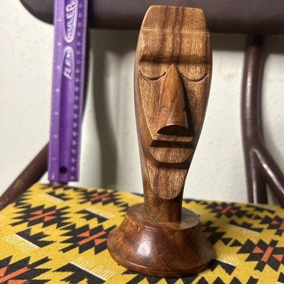 Tiki Moai Wood Face Shaped Spectacle Eyeglass Sunglass Holder Stand Teak