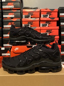 vapormax plus black size 5.5