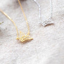 Fashion Bracelet Jewelry Hand Wrist Hollow Pigeon Chain Bangle for Women Girls