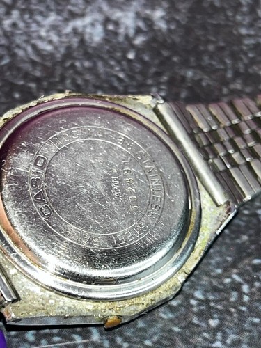 USED CASIO (103) AA-86 ALARM CHRONOGRAPH DIGITAL WATCH FOR PARTS & REPAIRS# - Picture 3 of 5