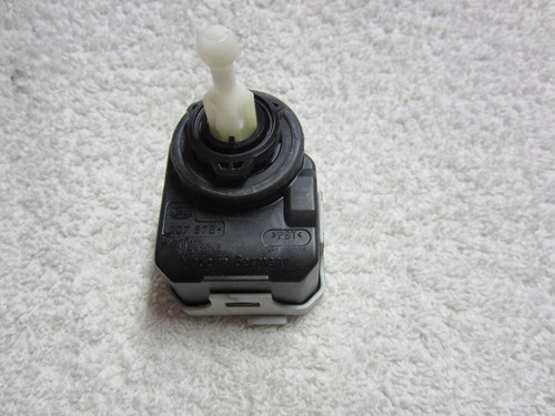 Ford Focus Scheinwerfer Stellmotor LWR Leuchtweitenregulierung 007878-04