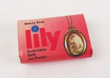 Lily Seife DDR Handseife Konsum Seifenwerk Riesa Sch&ouml;nheitsseife Reklame Deko