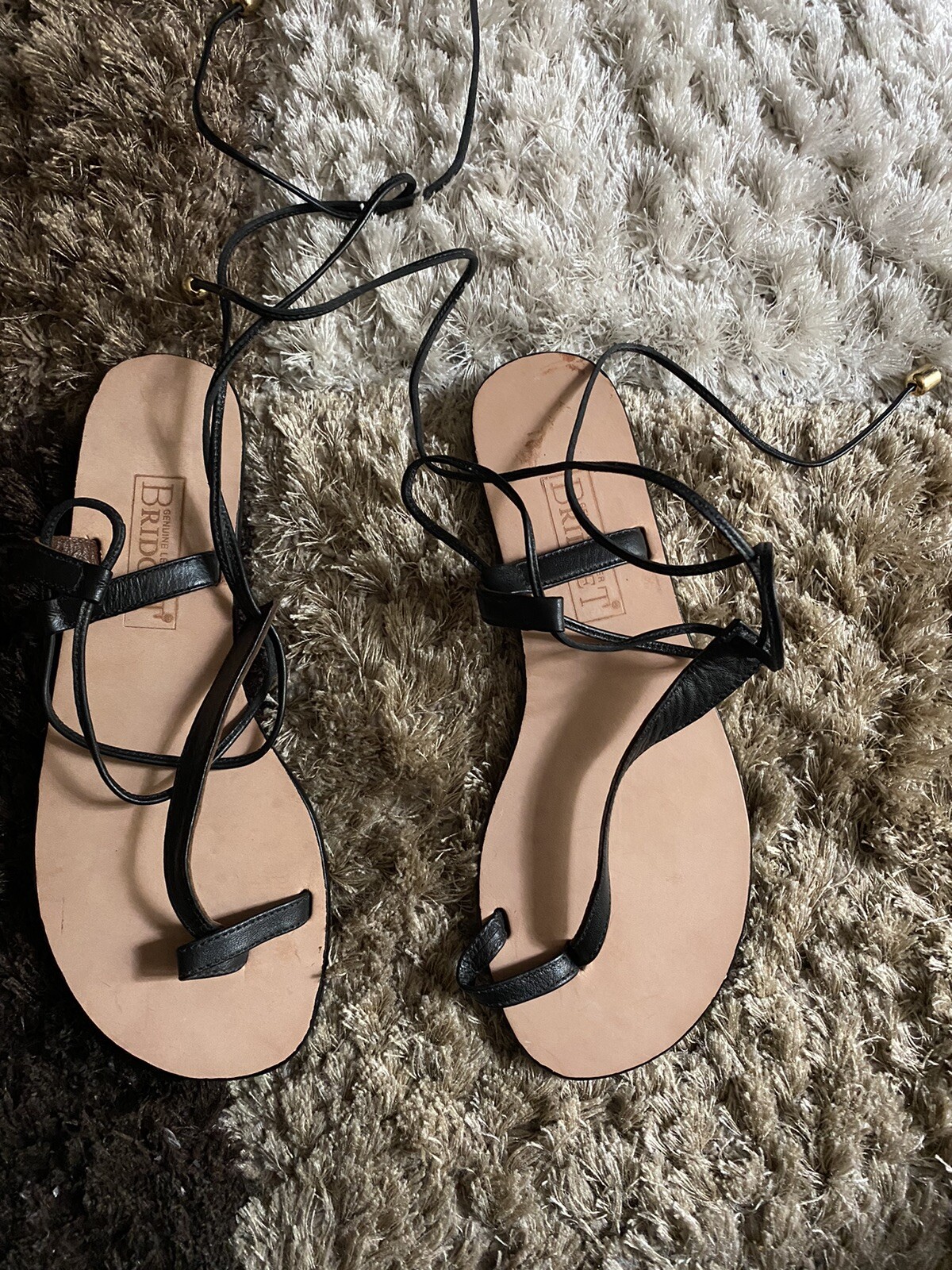 APL Sandali piatti con cinghie