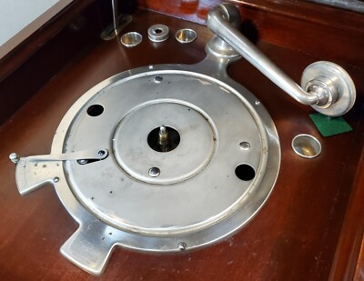 (アンティーク 小型電蓄)MODEL 3100 GRAFONOLA Antique Columbia Grafonola Phonograph, Hand Crank, Plays 78