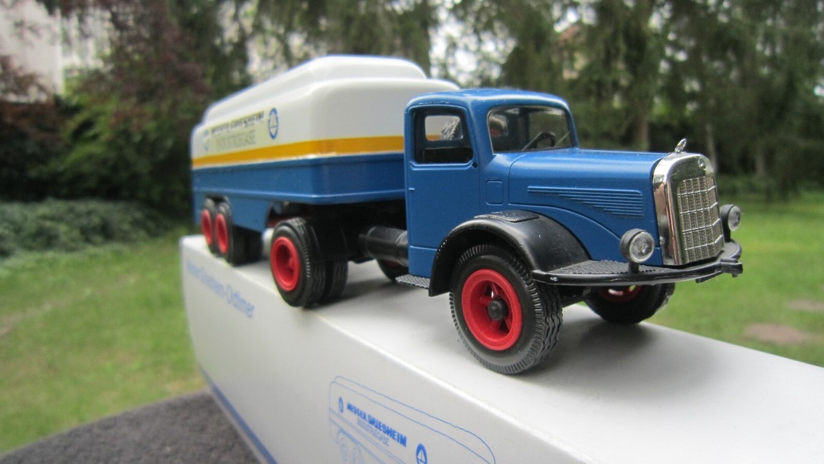 C11- 90 CONRAD MERCEDES BENZ 6600 AVEC SEMI CITERNE | C11 90