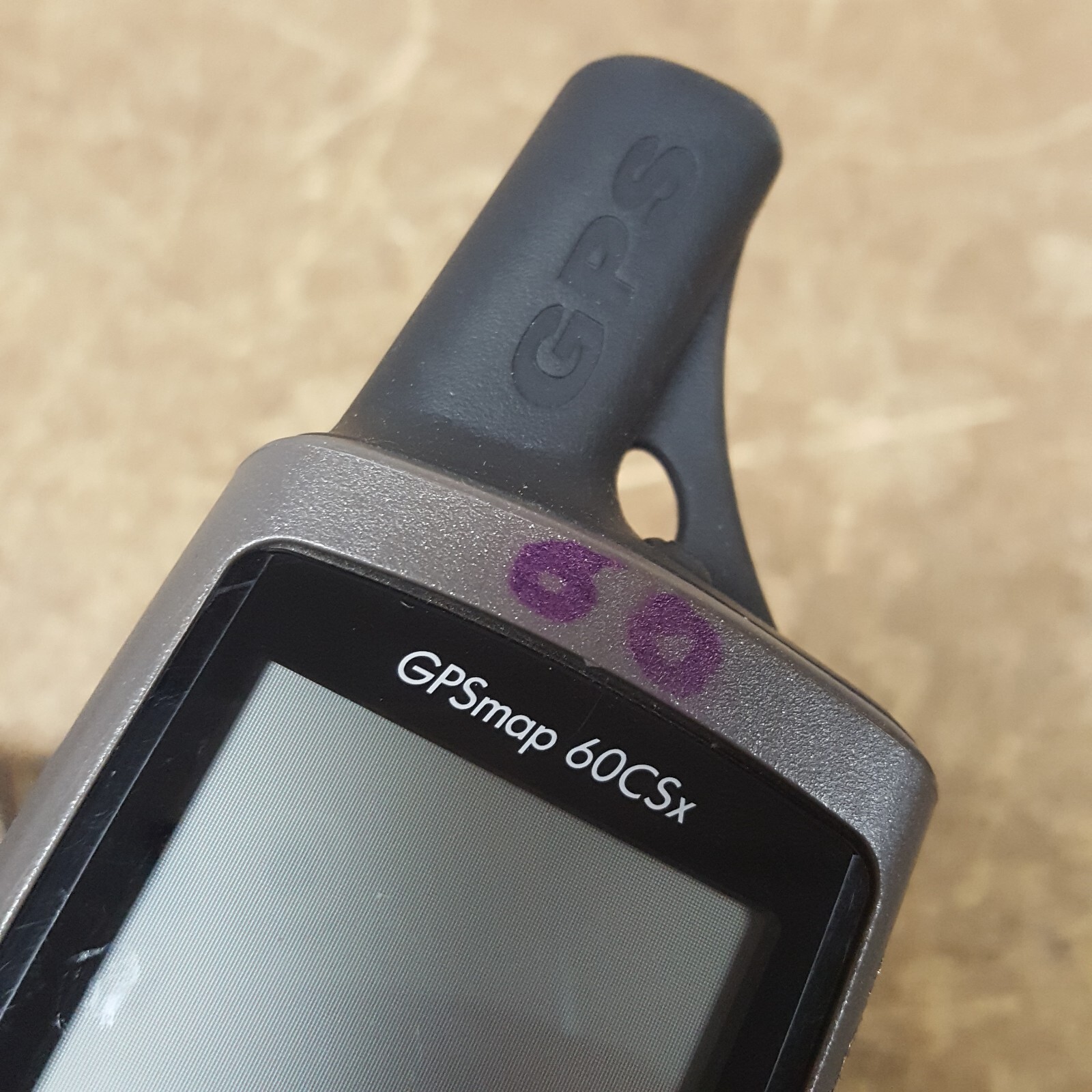 Garmin GPSMAP 60CSx Handheld GPS (HikingHunting PowersOn w/Soft Zip