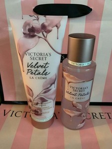 Creme Victoria Secret Velvet Petals 2025