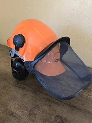 STIHL Helmsystem Modell # 886 0102 Holzfällerhelm Kettensäge Bäume Hölzer - Bild 1 von 4