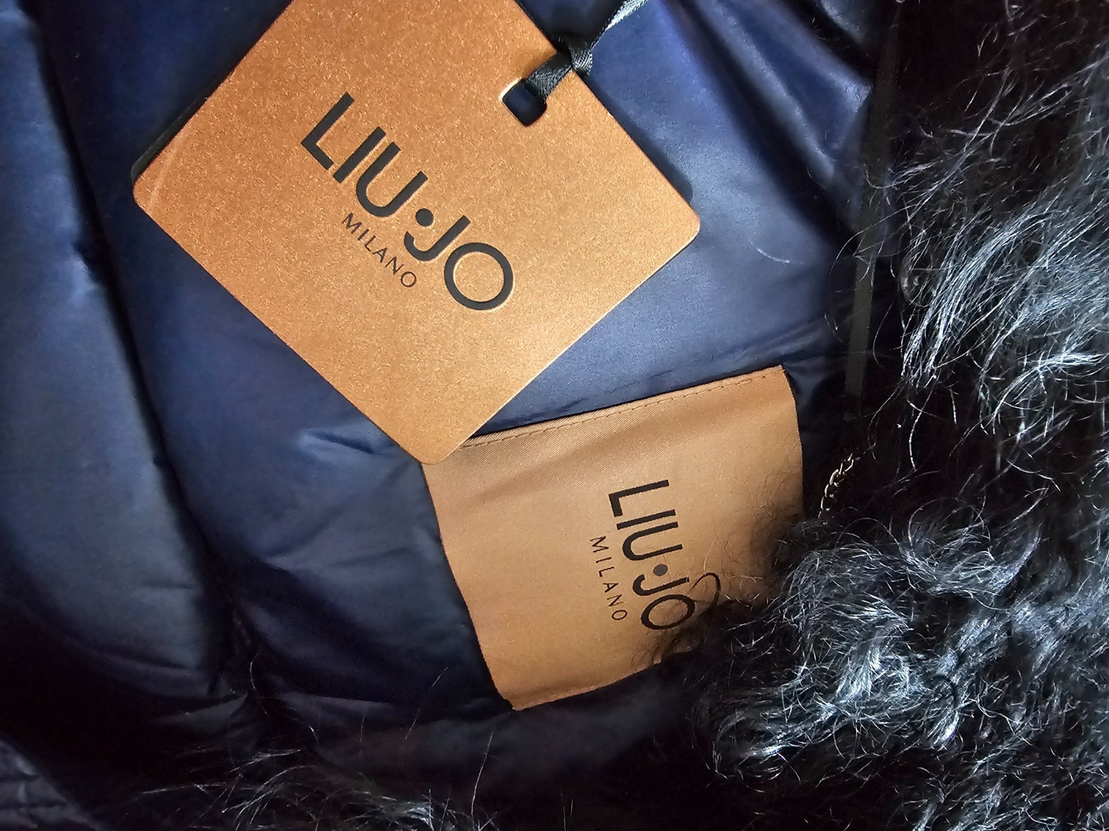 Liu Jo Women’s Long Puffer Coat Fur Collar Blue Night Shiny Parka Size EU 42 NWT image 8