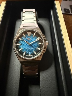 Christopher Ward C12 TWELVE (Ti) 40mm Astral Blue COSC Certified.