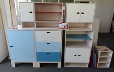 Sixeight Kinderzimmer M&ouml;bel Holz Birke weis blau Kinderm&ouml;bel Kommode Wandschrank