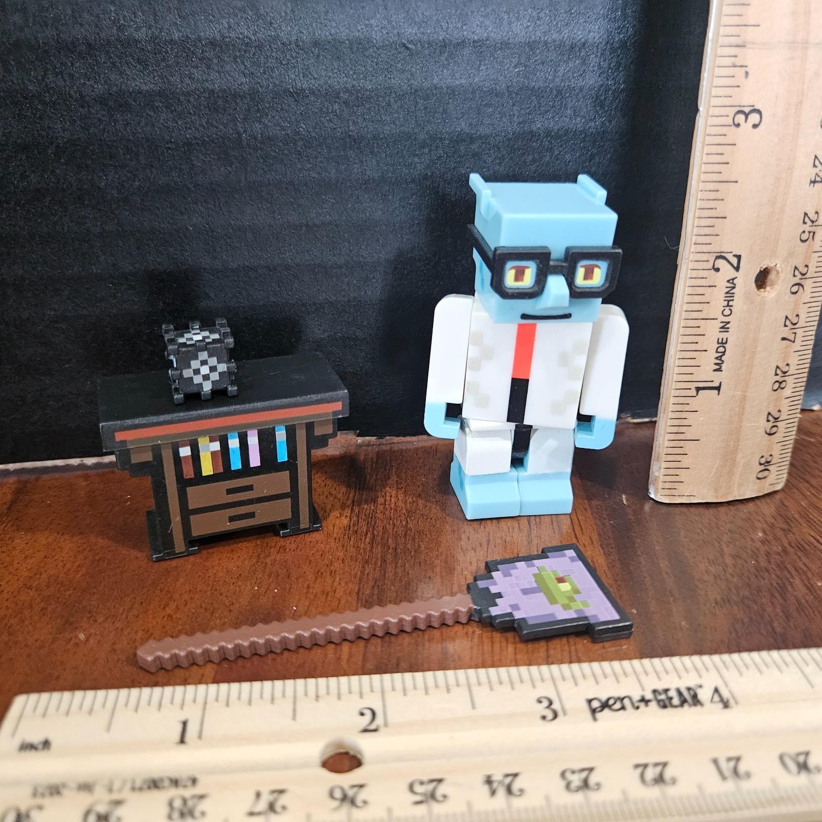 Picture 1 of 4