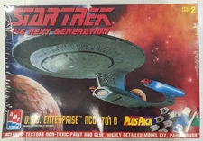 AMT/ERTL #8400 Star Trek U.S.S. Enterprise NCC-1701 D Plus Pack SEALED