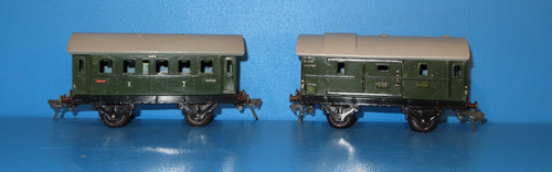 1x Fleischmann 400 Spur 0 Personenwagen 2achs 2-3.Kl+ 1 Packwagen 401 grün #9356 | Condition: Gebraucht