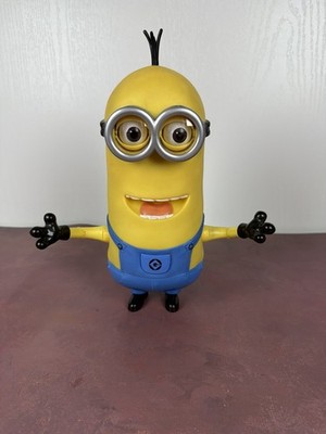 Despicable Me Minion Deluxe Talking Tim Figure Free Moving Eyes & Arms works
