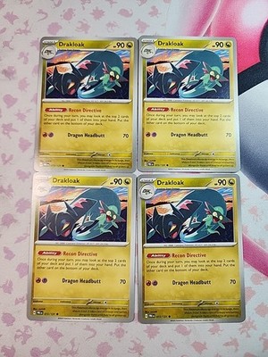 Drakloak Playset (x4) Pokémon TCG Prismatic Evolutions 072/131